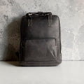 Zaino Medio in Pelle con Tasca Nero