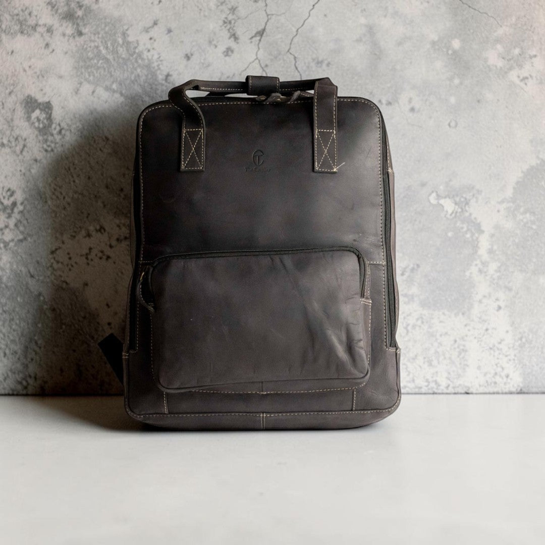 Zaino Medio in Pelle con Tasca Nero