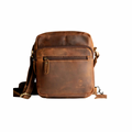 Borsello Zip in Pelle